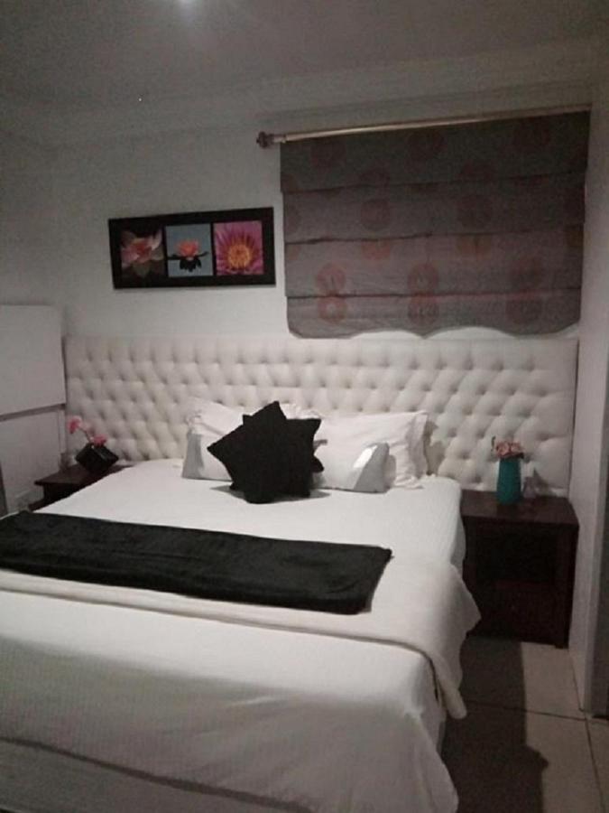 130 Market Bed And Breakfast Johannesburg Buitenkant foto